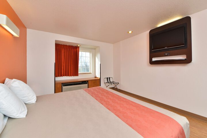 Room 12 of 31