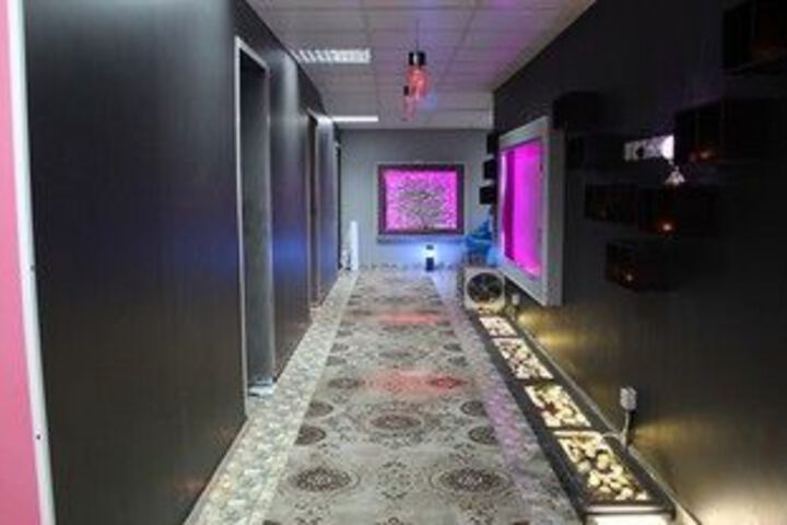 Ballroom/Hall 35 of 82