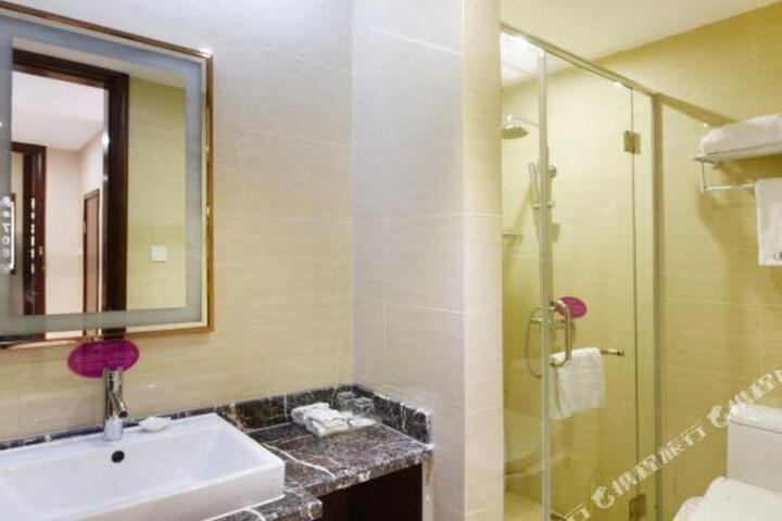 Huhua International Hotel (Shanghai Wujing Hua Normal University Branch)