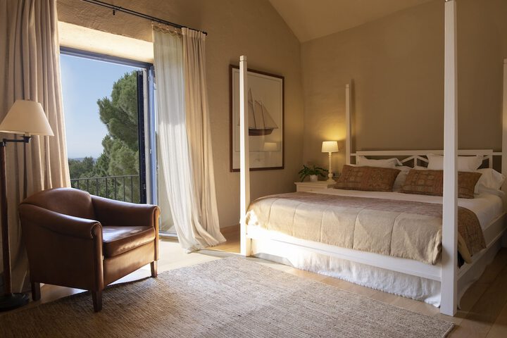 Room 3 of 35