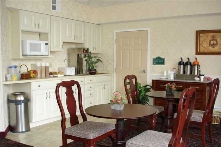 Breakfast area