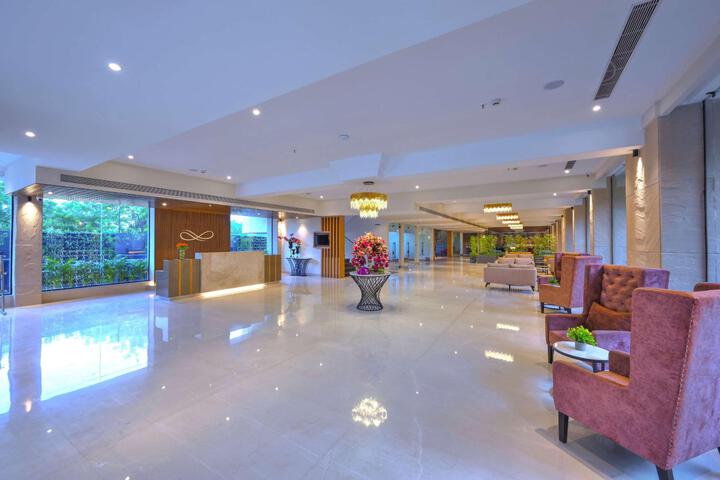 Guest Lobby