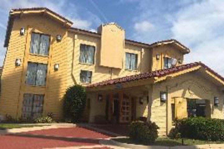 La Quinta Inn Norfolk Hampton Newport News in Hampton, VA
