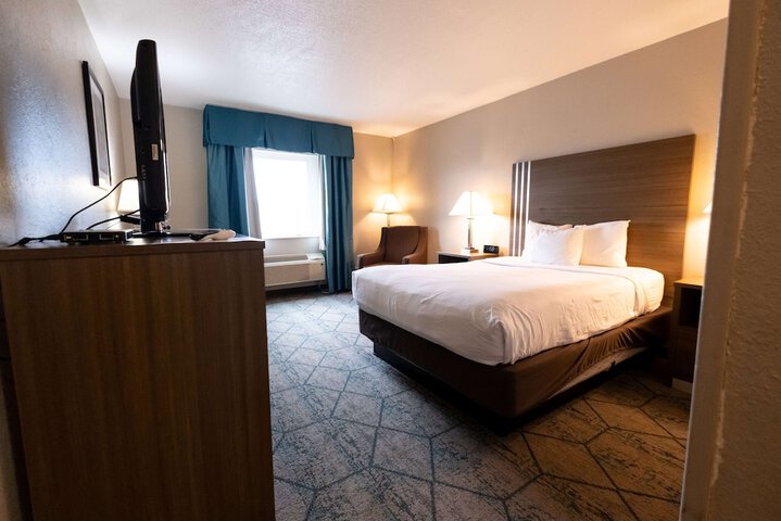 Room 16 of 42