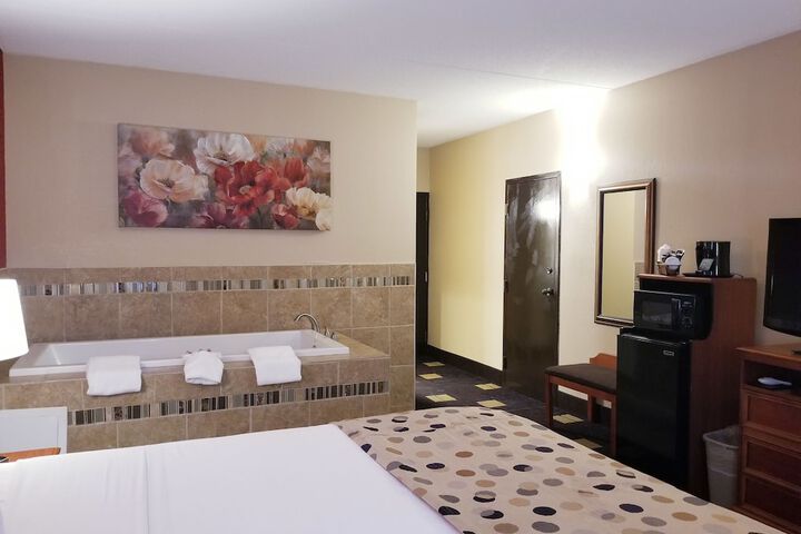 2 King Beds (8 of 14)