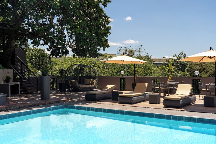 Pool 50 of 63
