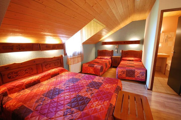 Room 9 of 60