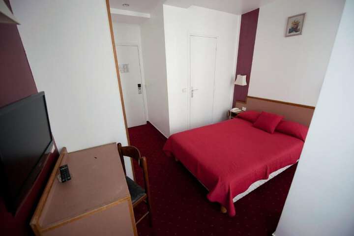 Room 7 of 23