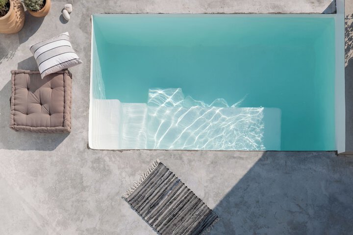 Pool 53 of 118