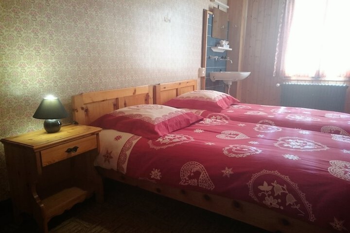 Room 7 of 51