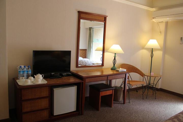 Room 22 of 36