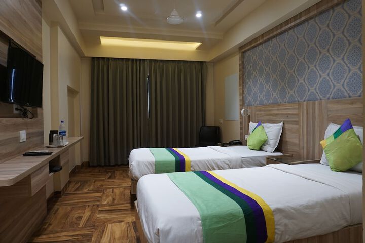 Room 19 of 41