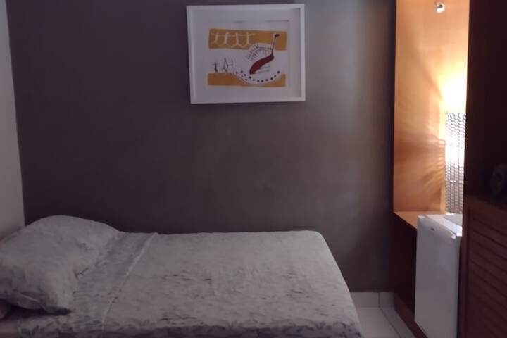 Room 9 of 27