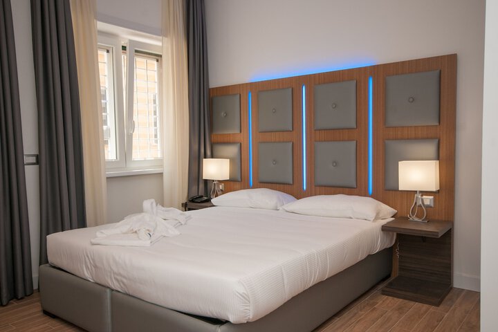 Room 12 of 89