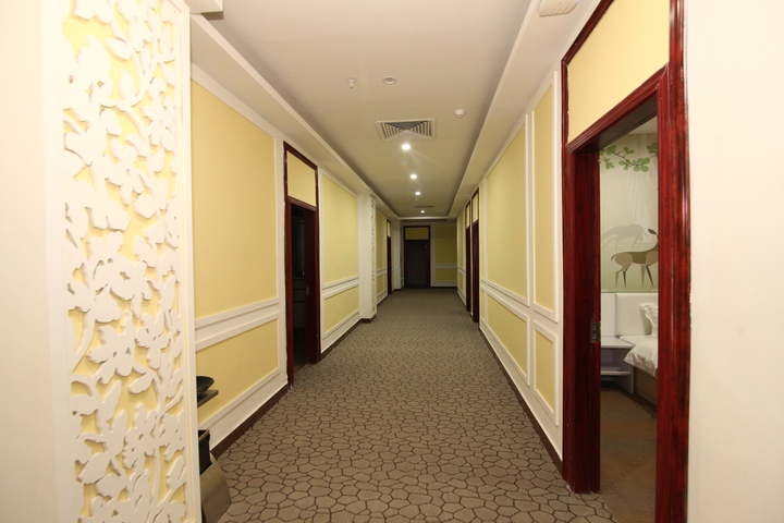 Hotel Interior 18 of 29