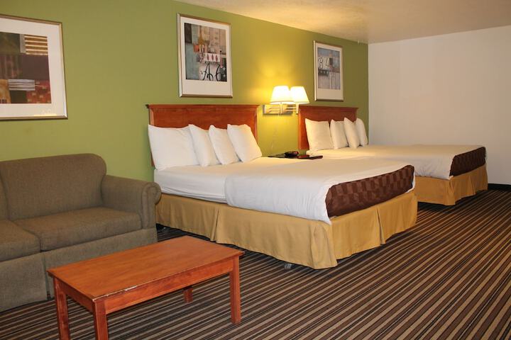 Room 4 of 20