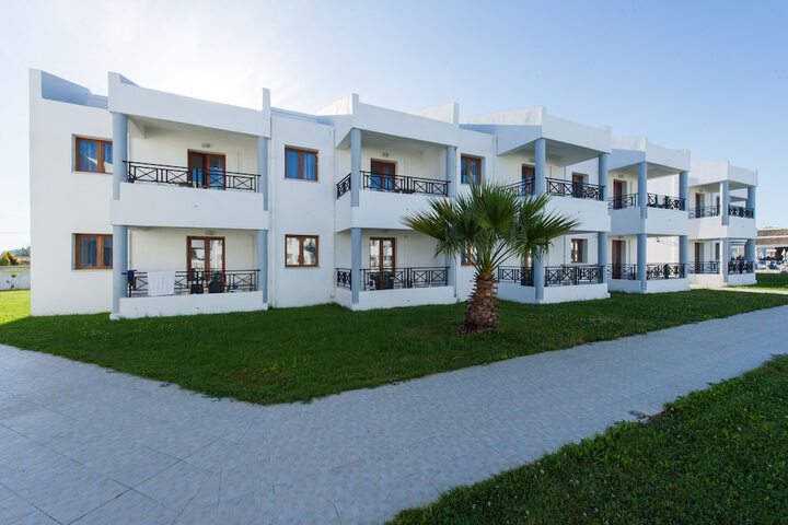 Hotel Entry