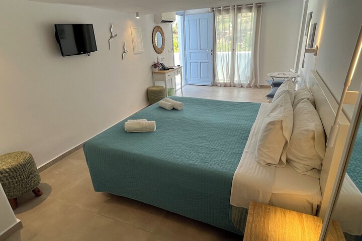 Room 34 of 92