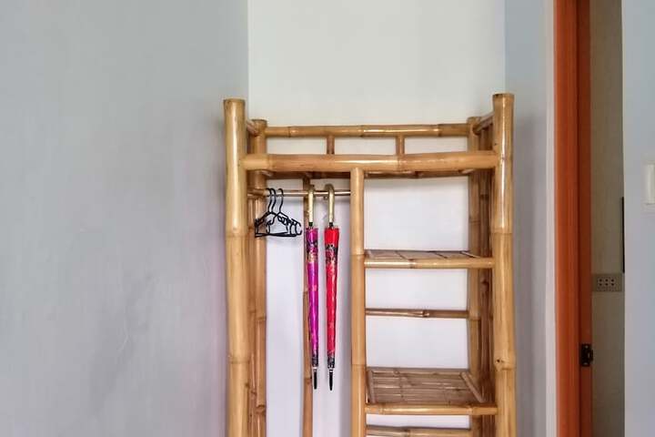 Room 6 of 22