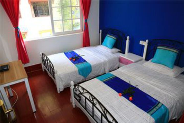 Room 13 of 22