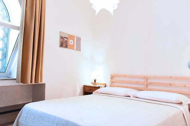 Room 2 of 26