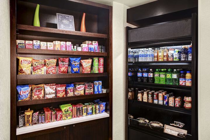 Snack bar