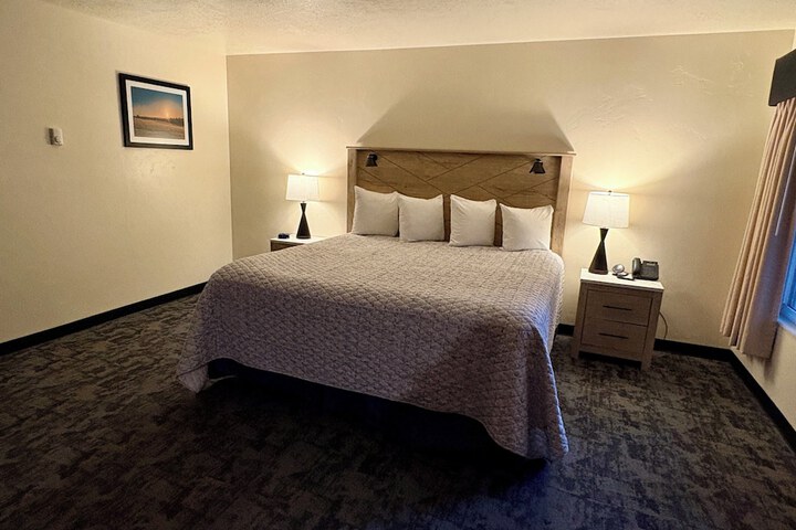 Room 14 of 38