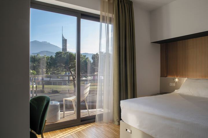 Hotel 95 of 99