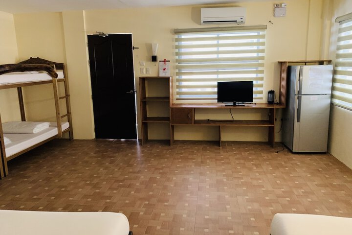 Room 18 of 238