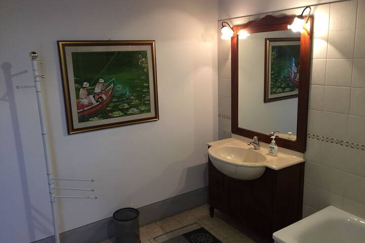 Room 13 of 41