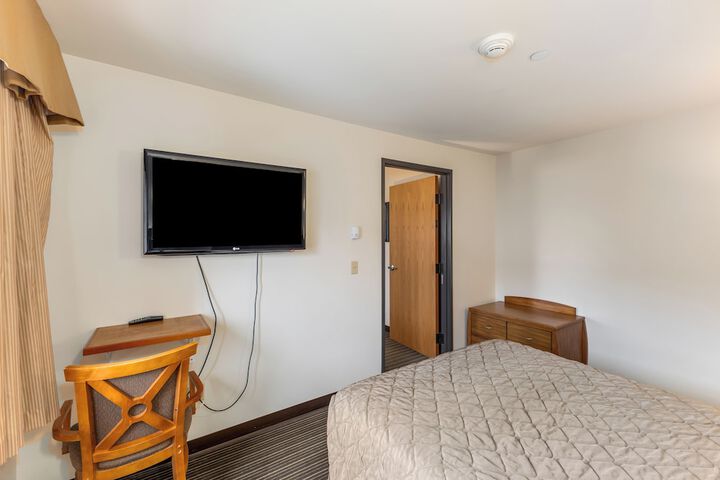 Room 43 of 127