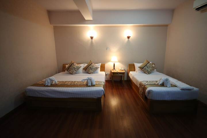 Room 13 of 41