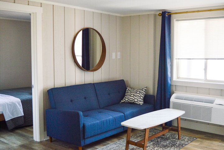 2 Double Beds (10 of 10)