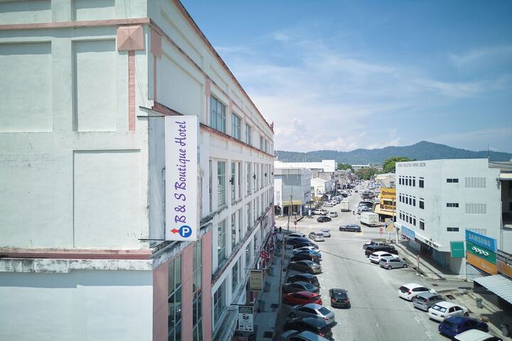 Hotel 86 of 87