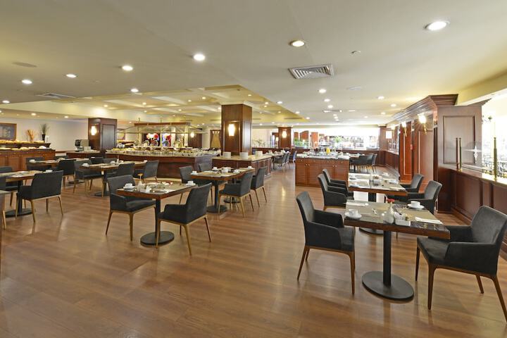 Dining 68 of 84