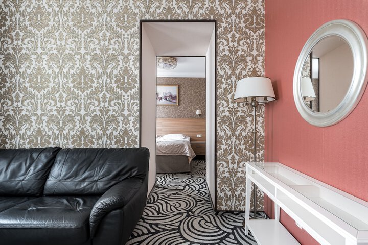 Room 29 of 65