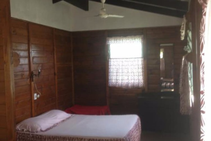 Room 6 of 21