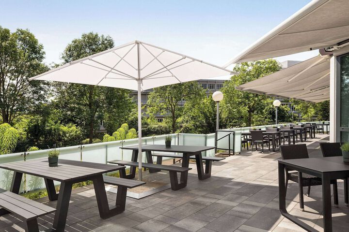 Terrace/Patio 2 of 39