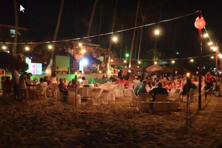 Dining Photos