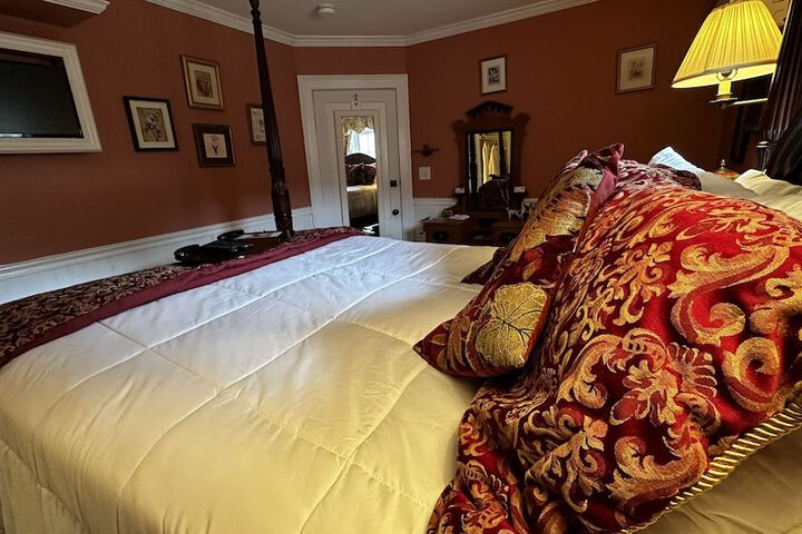 Room 60 of 203