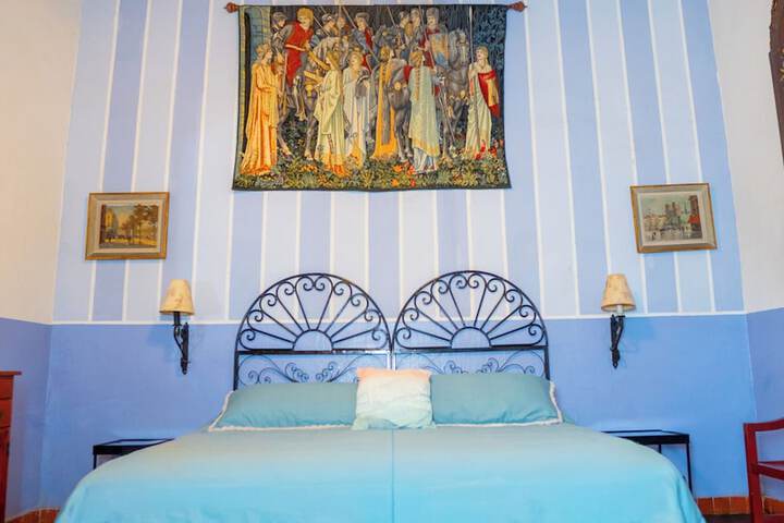 Room 4 of 21