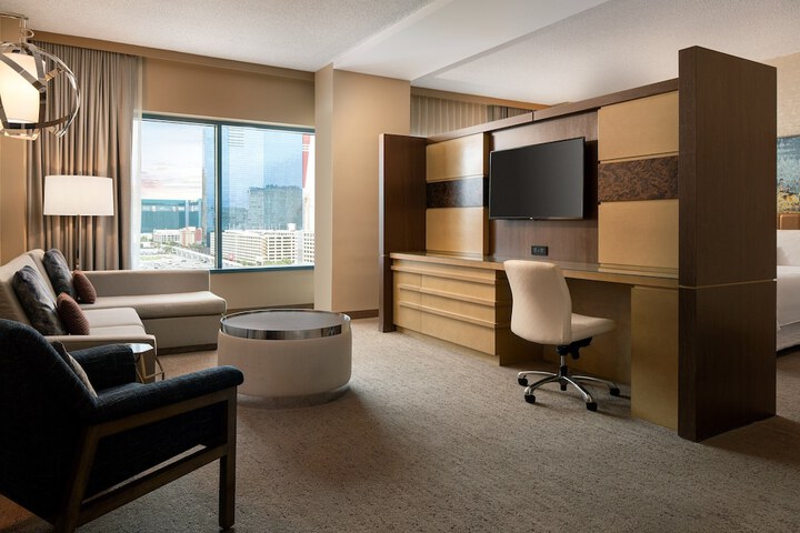 Room 18 of 67