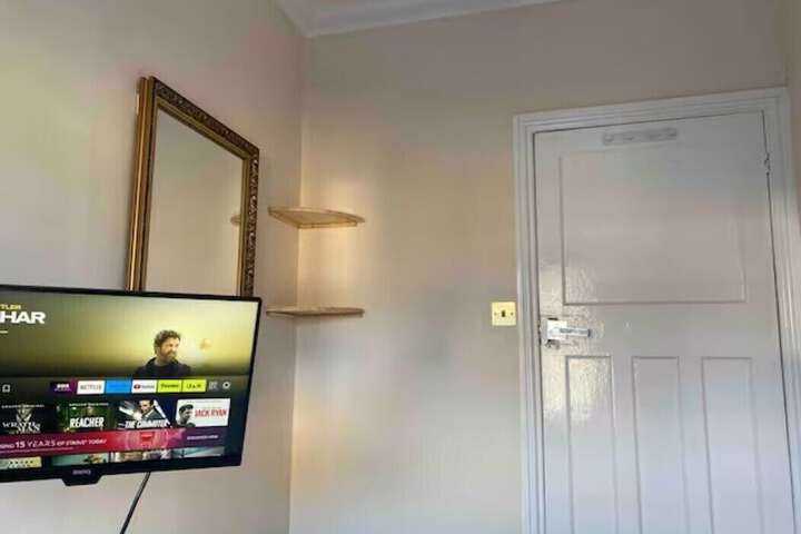 Room 10 of 58