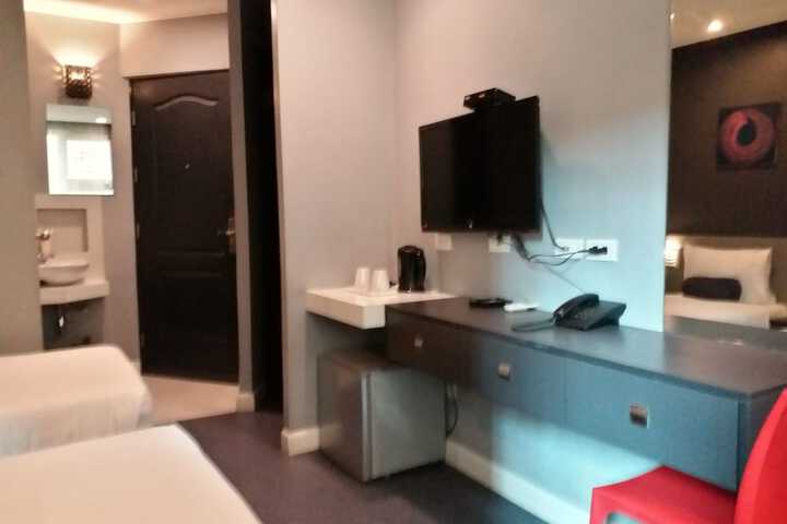 Room 46 of 91