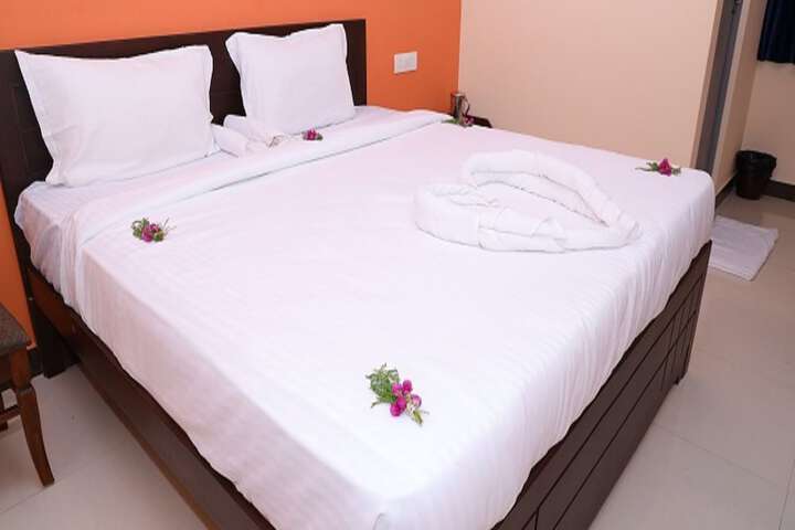 Room 12 of 22