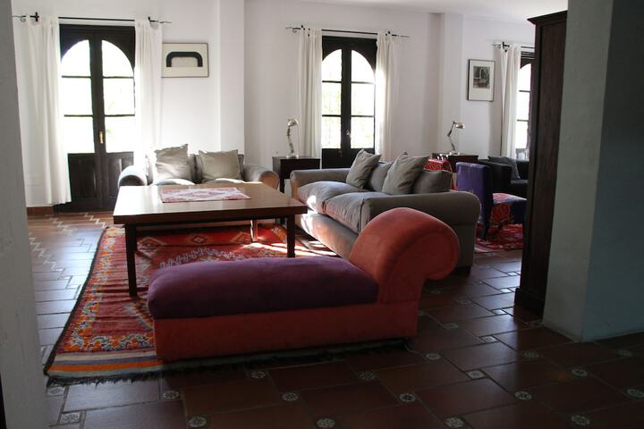 Room 10 of 36