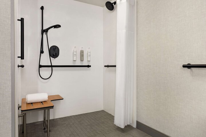 Bathroom shower