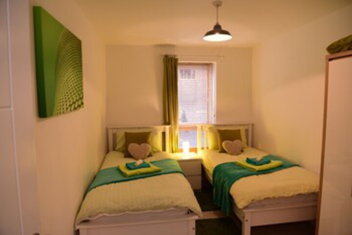 Room 15 of 18