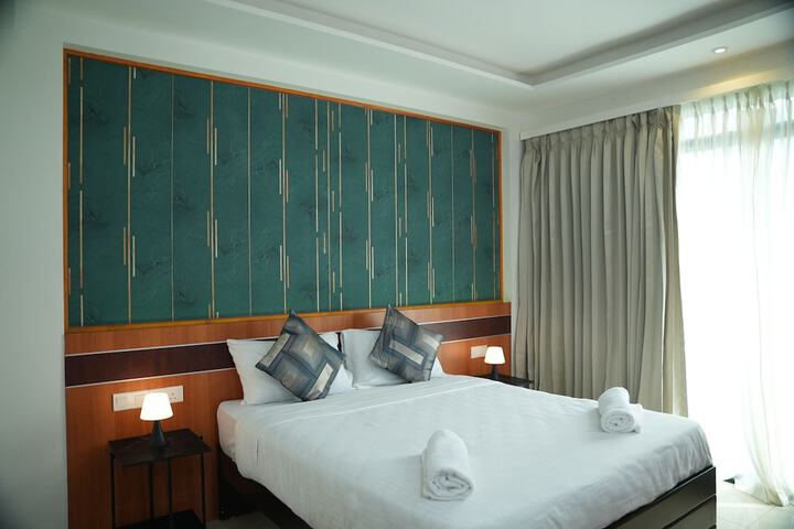 Room 6 of 22