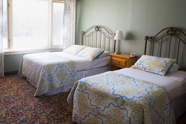 Room 8 of 20